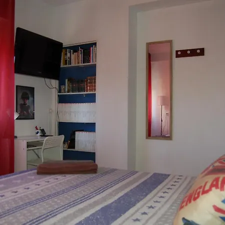 Individual Luna & Tambor Homestay *